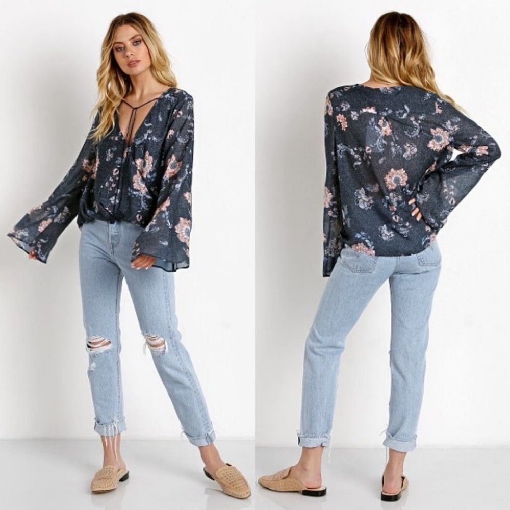 The Jetset Diaries Tjd Boho Bell Sleeve Hippie Print Top Size Xs Bohemian Blouse